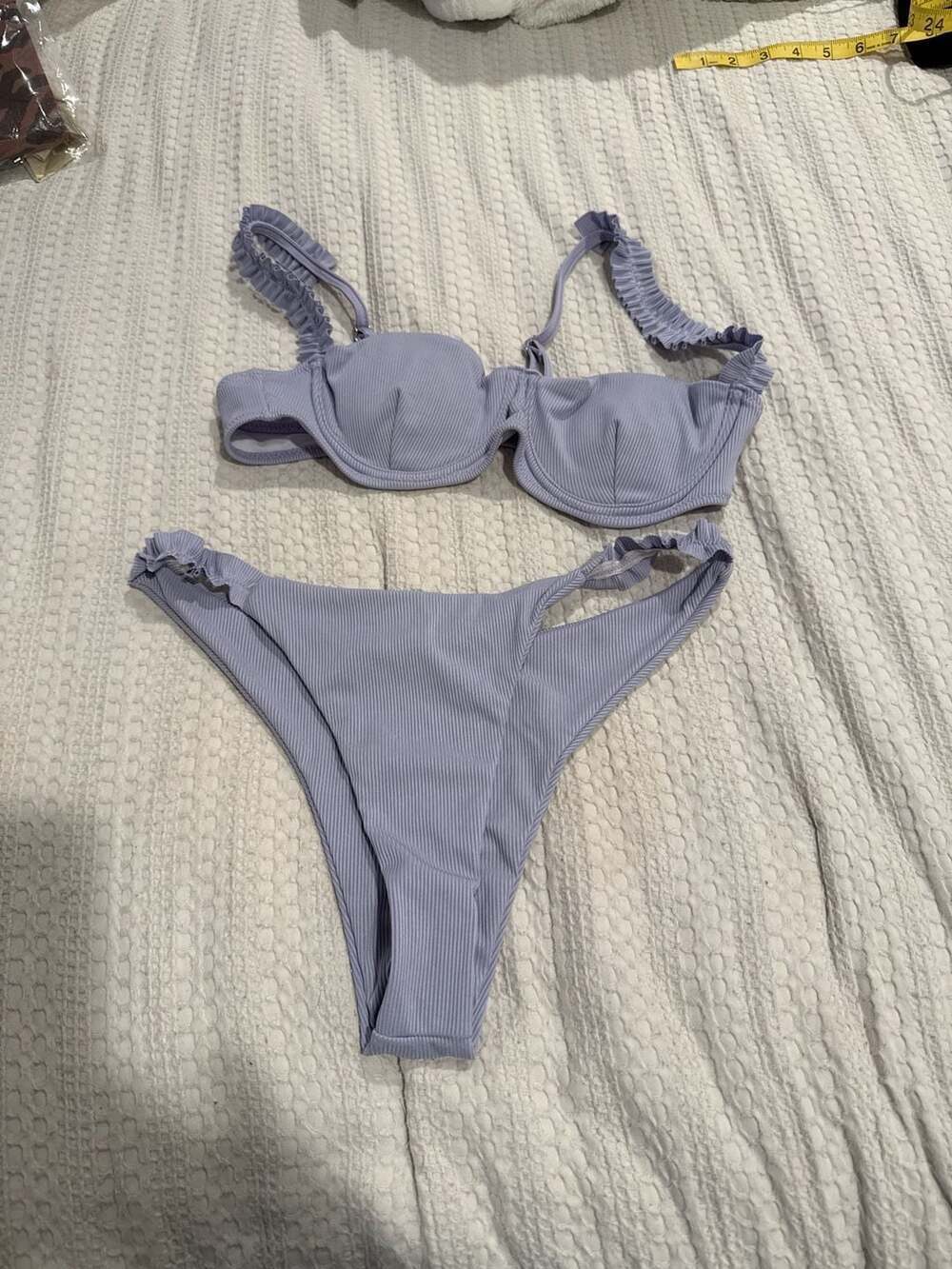 Zaful Lavender Ribbed Ruffle Underwire Bikini Set